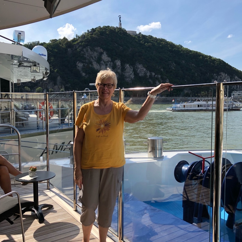 Meet your Posher, Renee